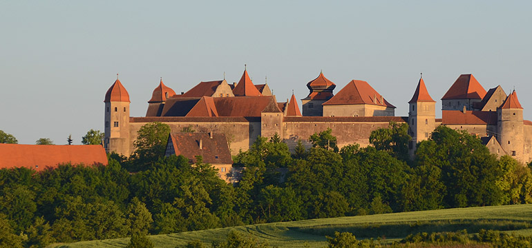  Die Burg Harburg im Landkreis Donau-Ries in Schwaben