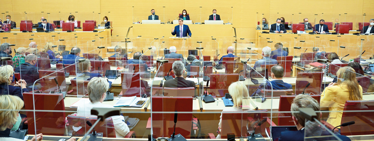 Ministgerpräsident Dr. Markus Söder während seiner Regierungserklärung im Plenarsaal des Bayerischen Landtags. Bildarchiv Bayerischer Landtag/Foto: Rolf Poss