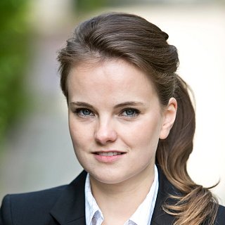 Portraitfoto Theresa von Hassel