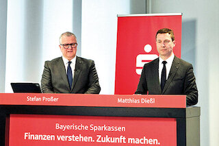 Foto von zwei Personen