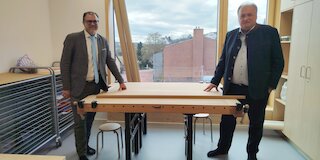 Foto von zwei Personen