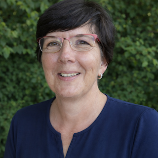 Portrait Sybille Katzer, Büroorganisation