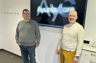 Foto von zwei Personen